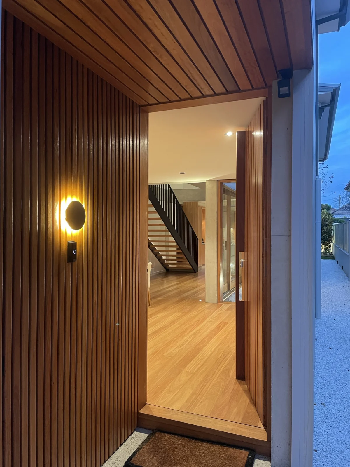 Abbotsford Residence — Entry